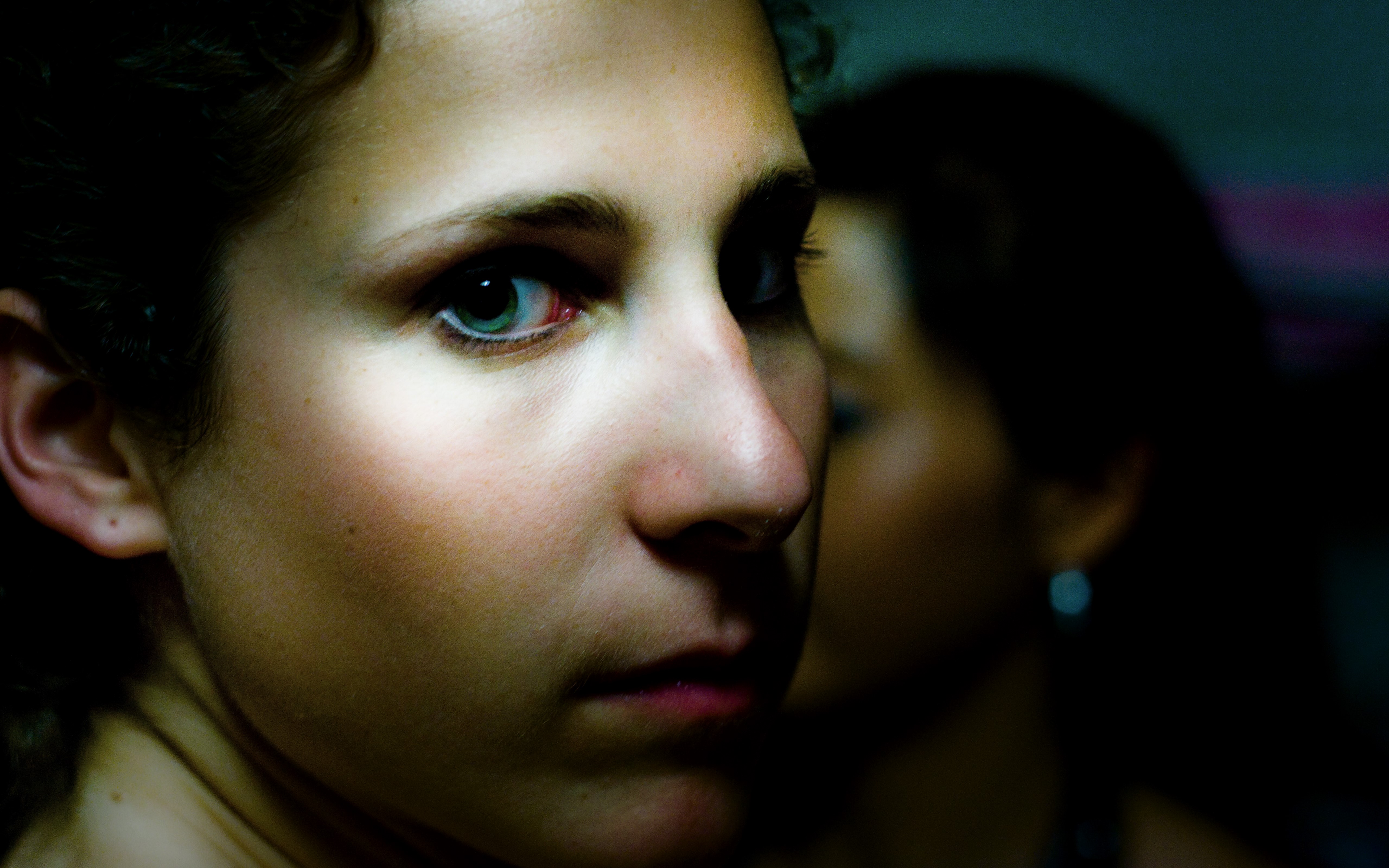 Glass26 Getting Her Hair Did