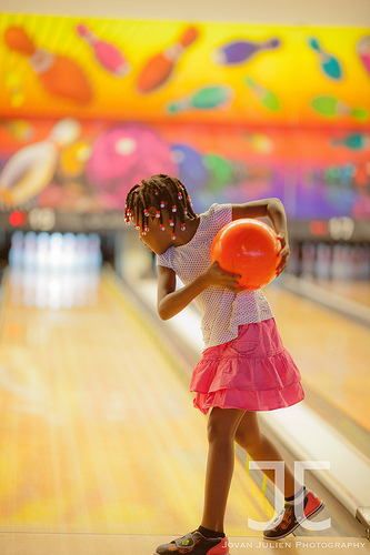 CCVIII Bowling & Zoo