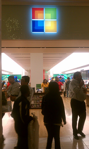 CCCII Who Made a Windows STORE?